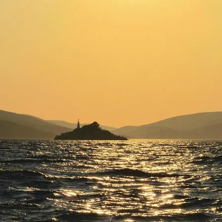 Stunning In With Wifi Apartment Trogir